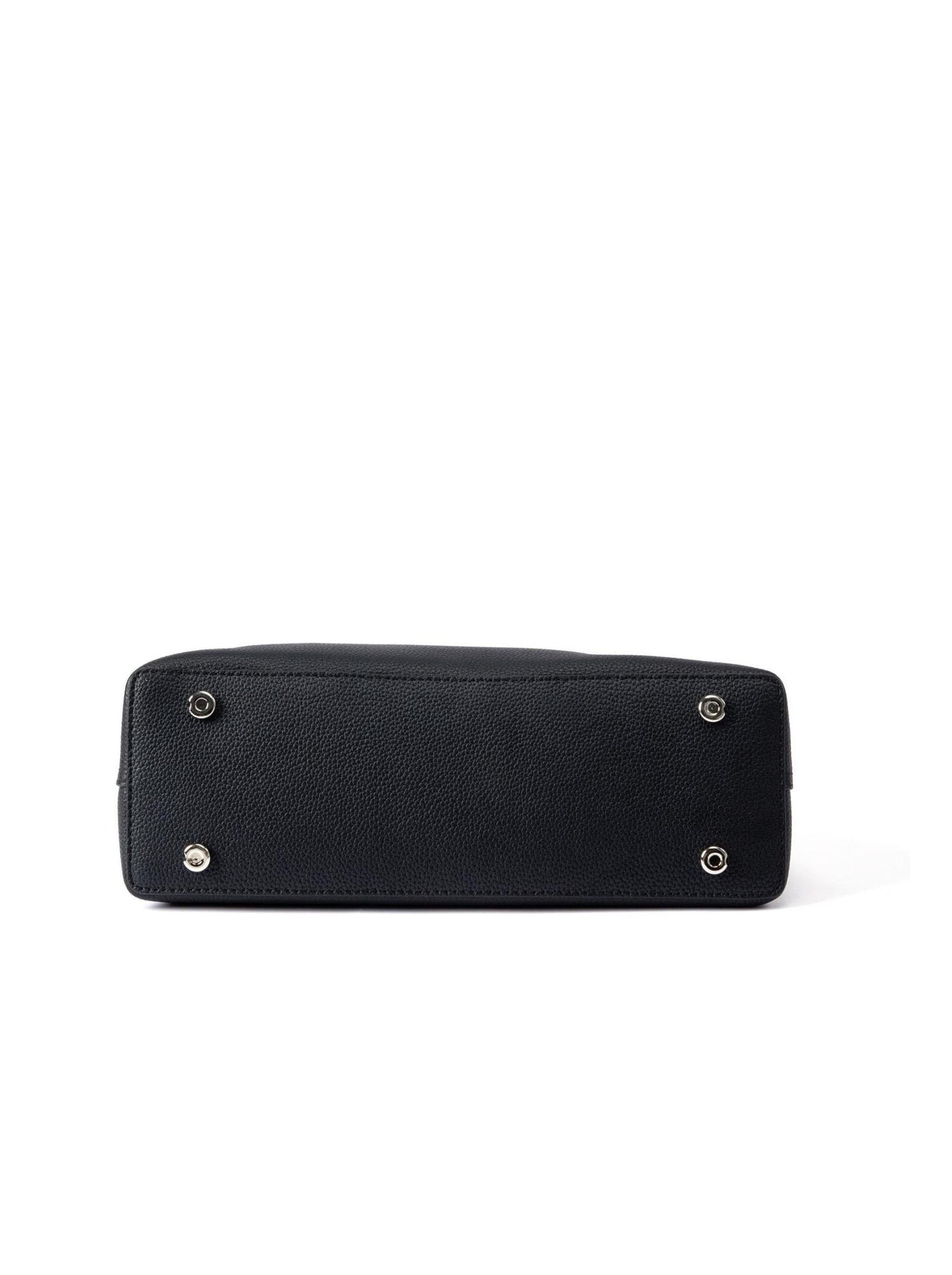 Zephyr, Black